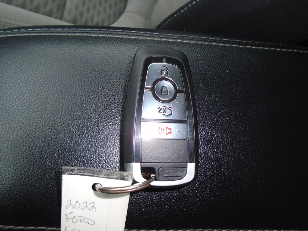 Photo 61 of this FORD ESCAPE