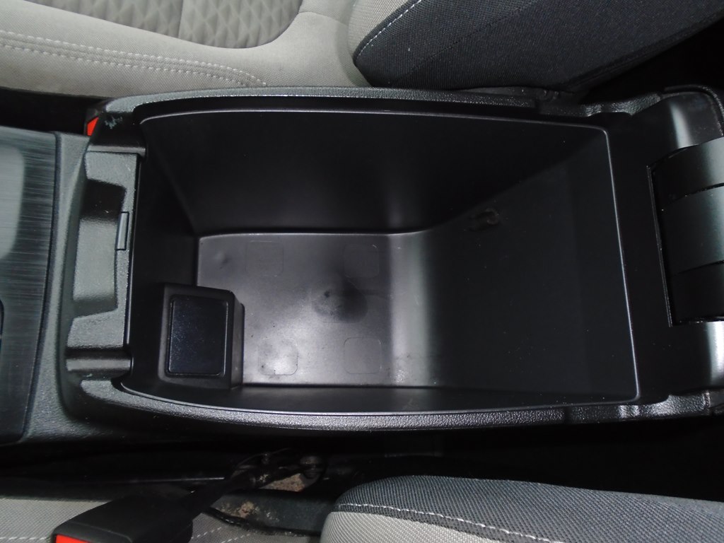 Photo 60 of this FORD ESCAPE