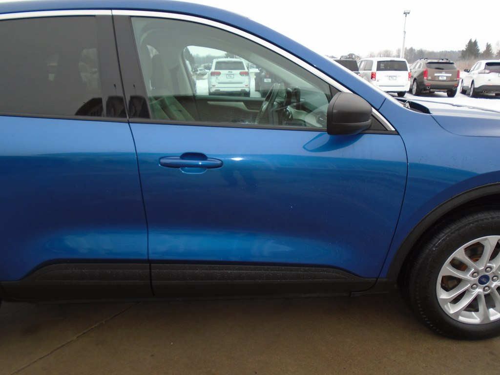 Photo 9 of this FORD ESCAPE