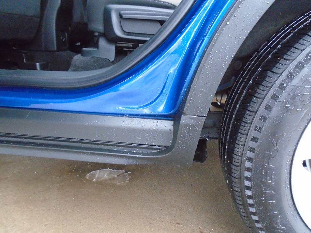 Photo 28 of this FORD ESCAPE