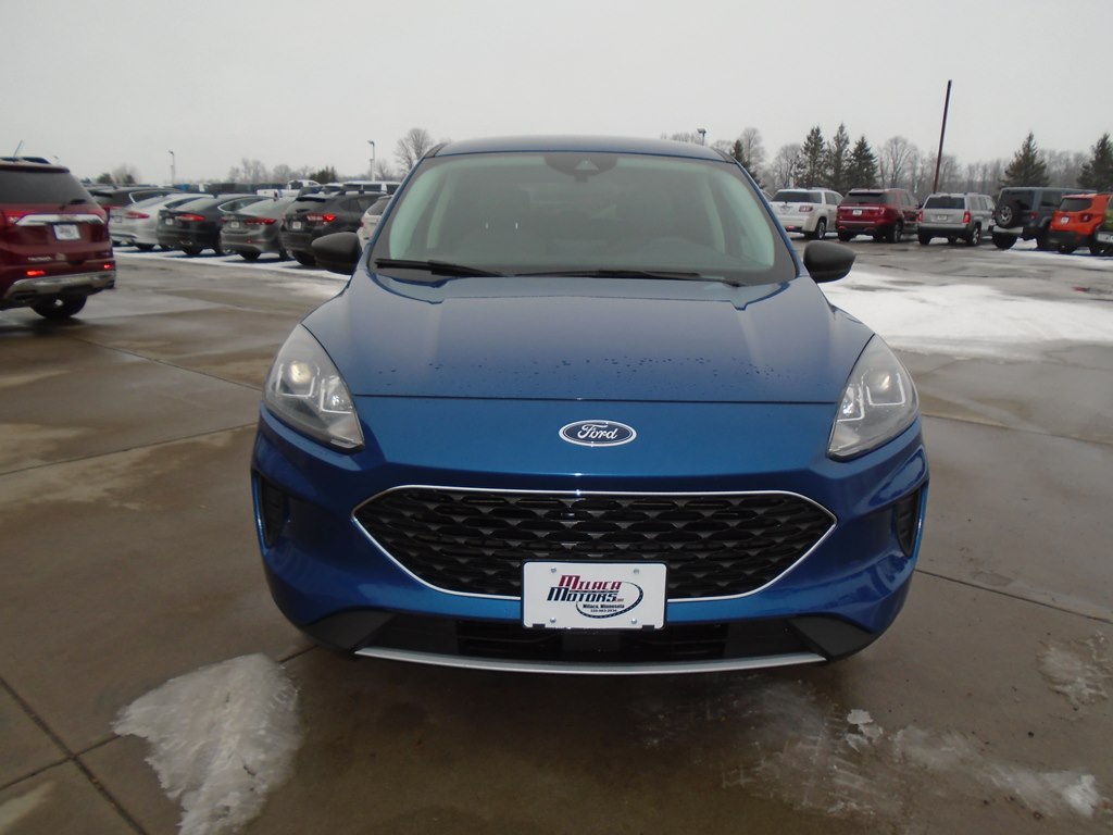 Photo 6 of this FORD ESCAPE