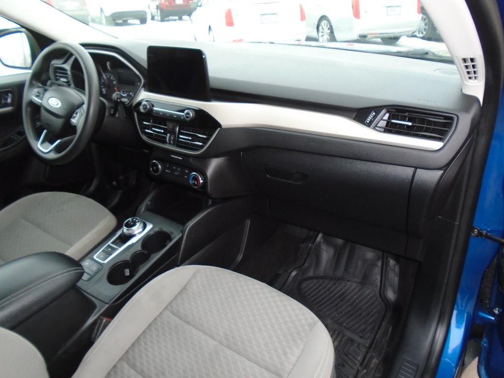 Photo 31 of this FORD ESCAPE