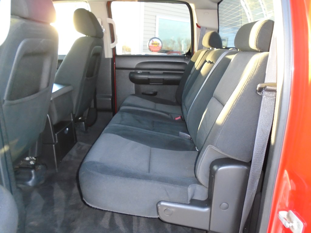 Photo 25 of this CHEVROLET SILVERADO 2500