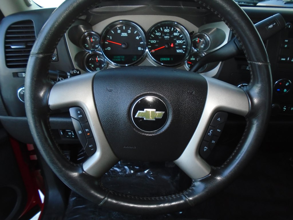 Photo 49 of this CHEVROLET SILVERADO 2500