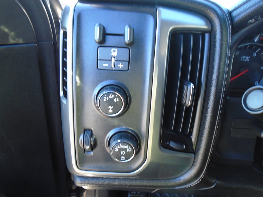 Photo 52 of this CHEVROLET SILVERADO 2500