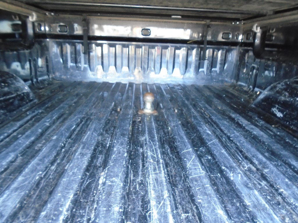 Photo 15 of this CHEVROLET SILVERADO 2500