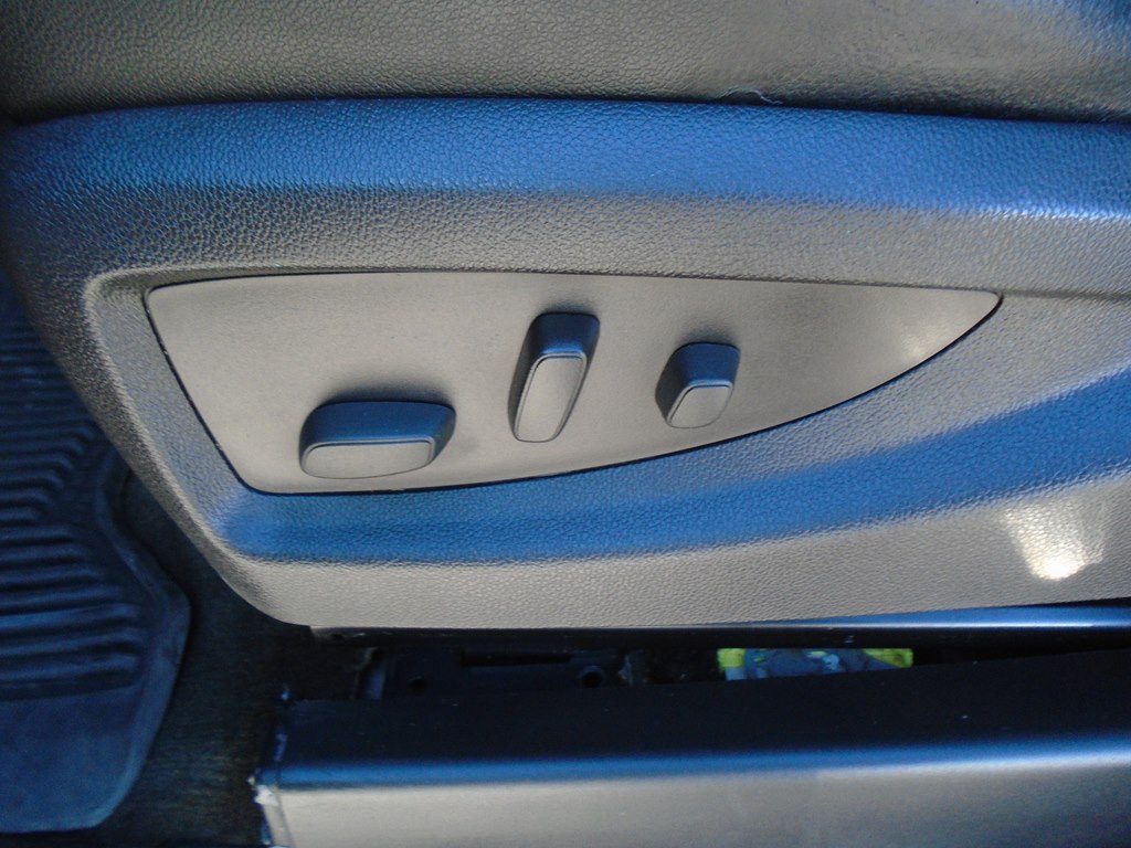 Photo 17 of this CHEVROLET SILVERADO 2500