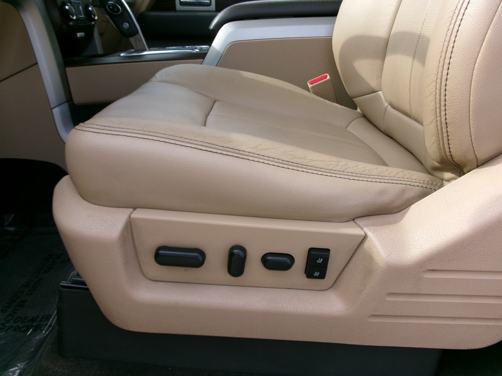 Photo 15 of this FORD F150