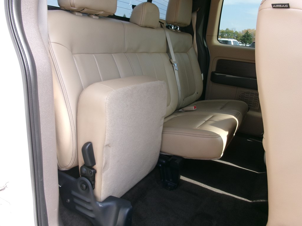 Photo 41 of this FORD F150