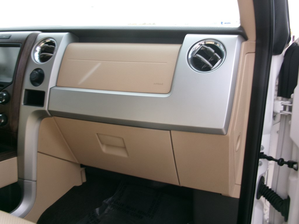 Photo 30 of this FORD F150