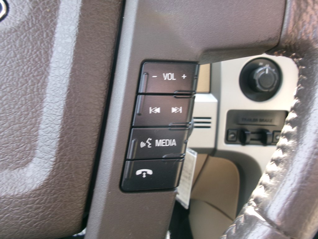 Photo 49 of this FORD F150