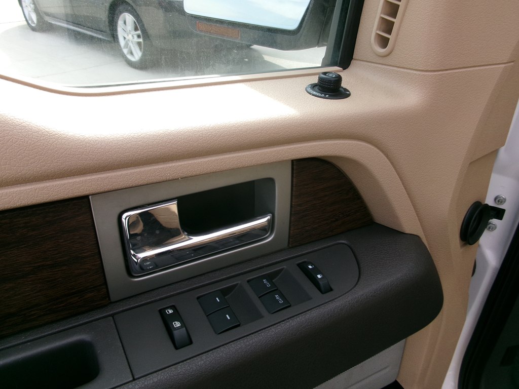 Photo 17 of this FORD F150