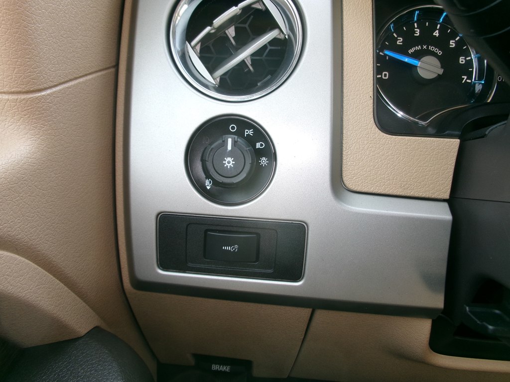 Photo 50 of this FORD F150
