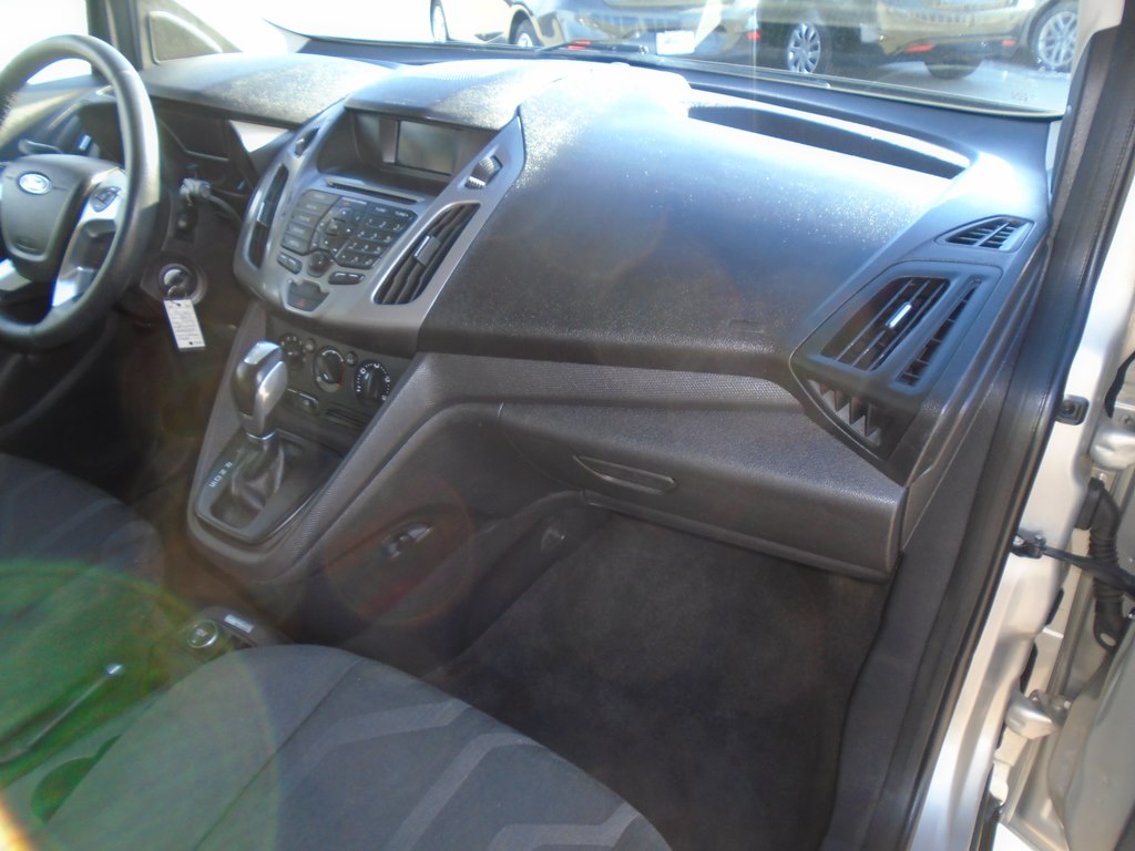 Photo 27 of this FORD TRANSIT CONNECT