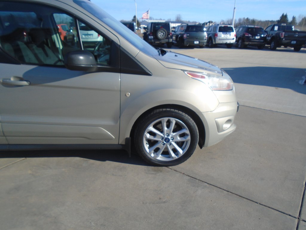 Photo 8 of this FORD TRANSIT CONNECT