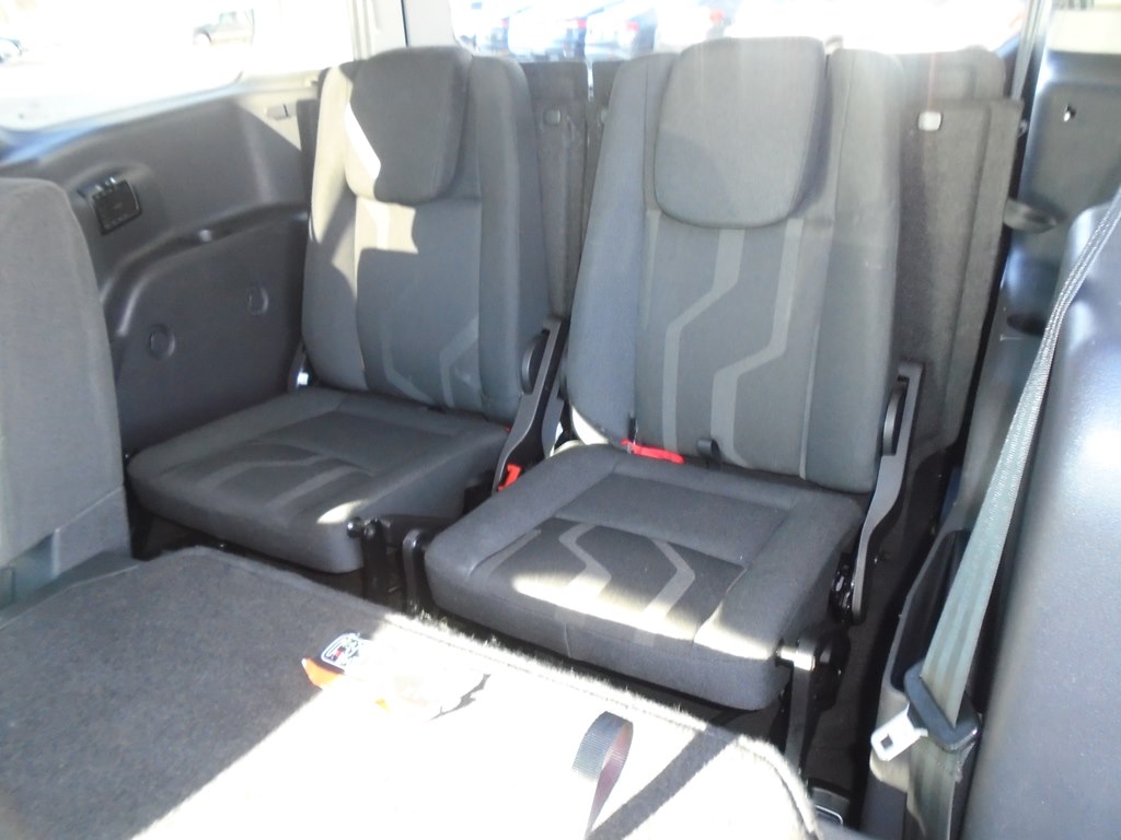 Photo 24 of this FORD TRANSIT CONNECT