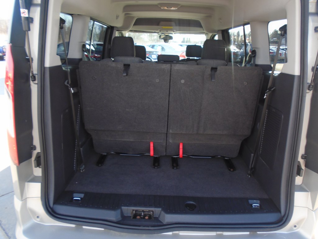 Photo 14 of this FORD TRANSIT CONNECT