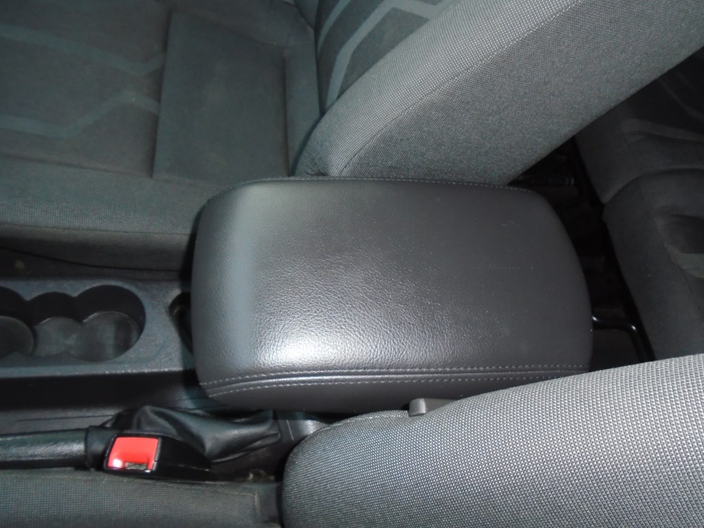 Photo 47 of this FORD TRANSIT CONNECT