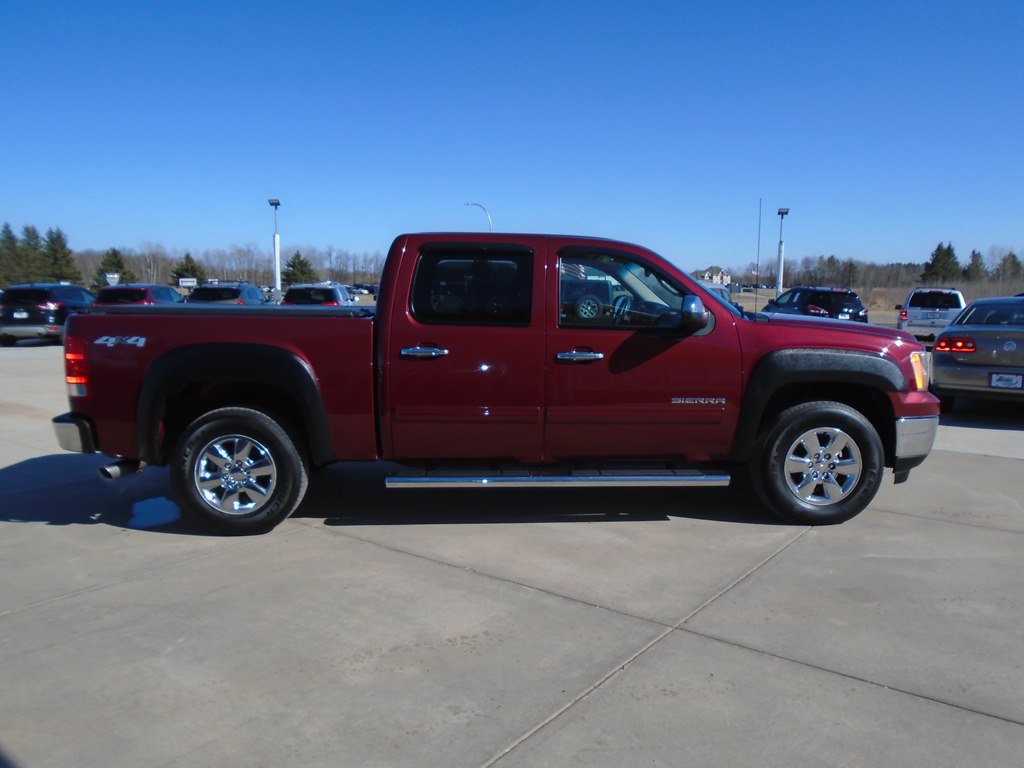 Photo 7 of this GMC SIERRA