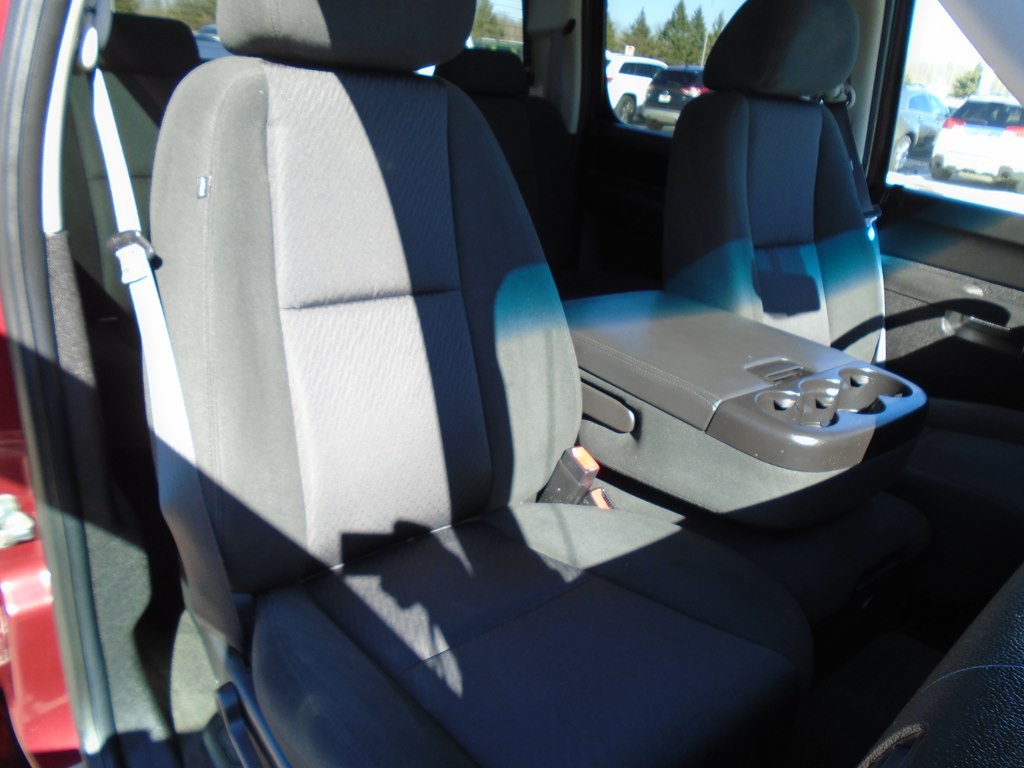 Photo 36 of this GMC SIERRA