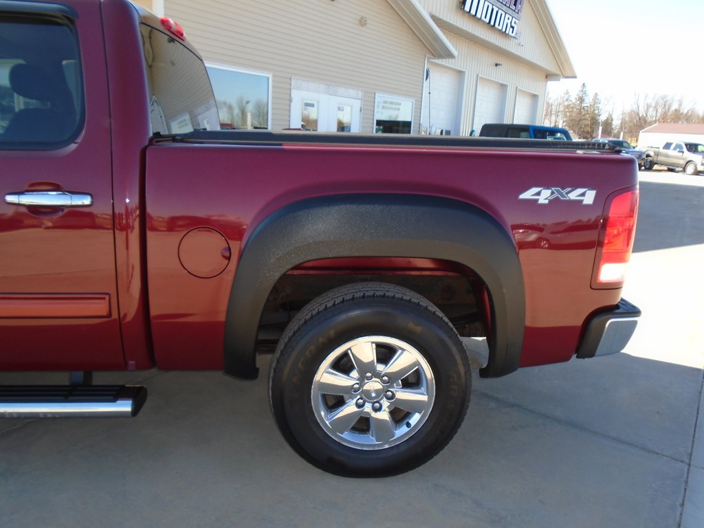 Photo 5 of this GMC SIERRA