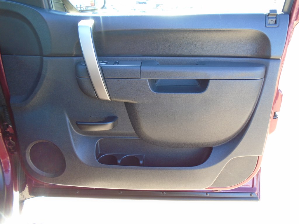 Photo 35 of this GMC SIERRA