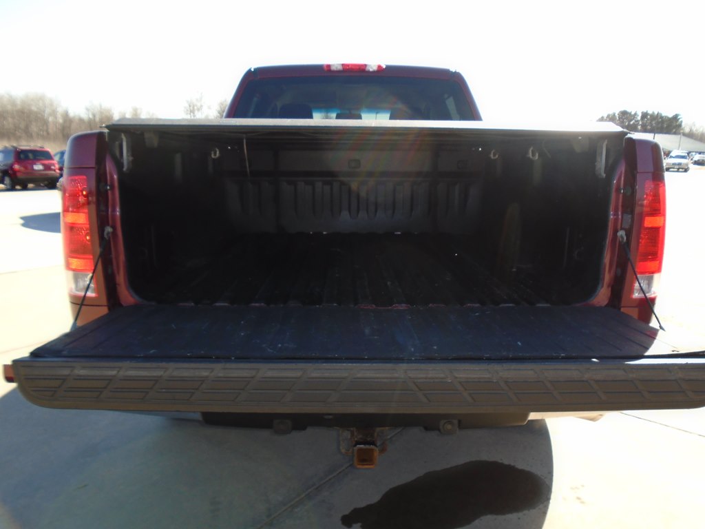 Photo 14 of this GMC SIERRA