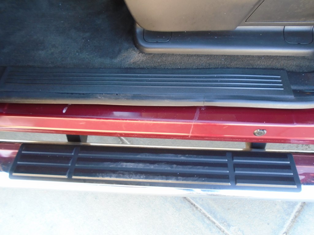 Photo 21 of this GMC SIERRA