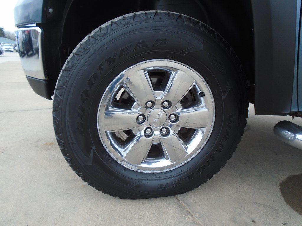 Photo 60 of this GMC SIERRA