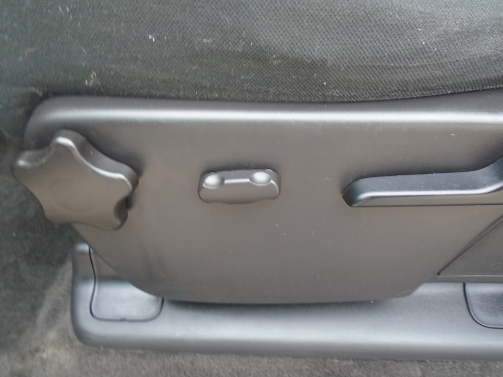 Photo 16 of this GMC SIERRA