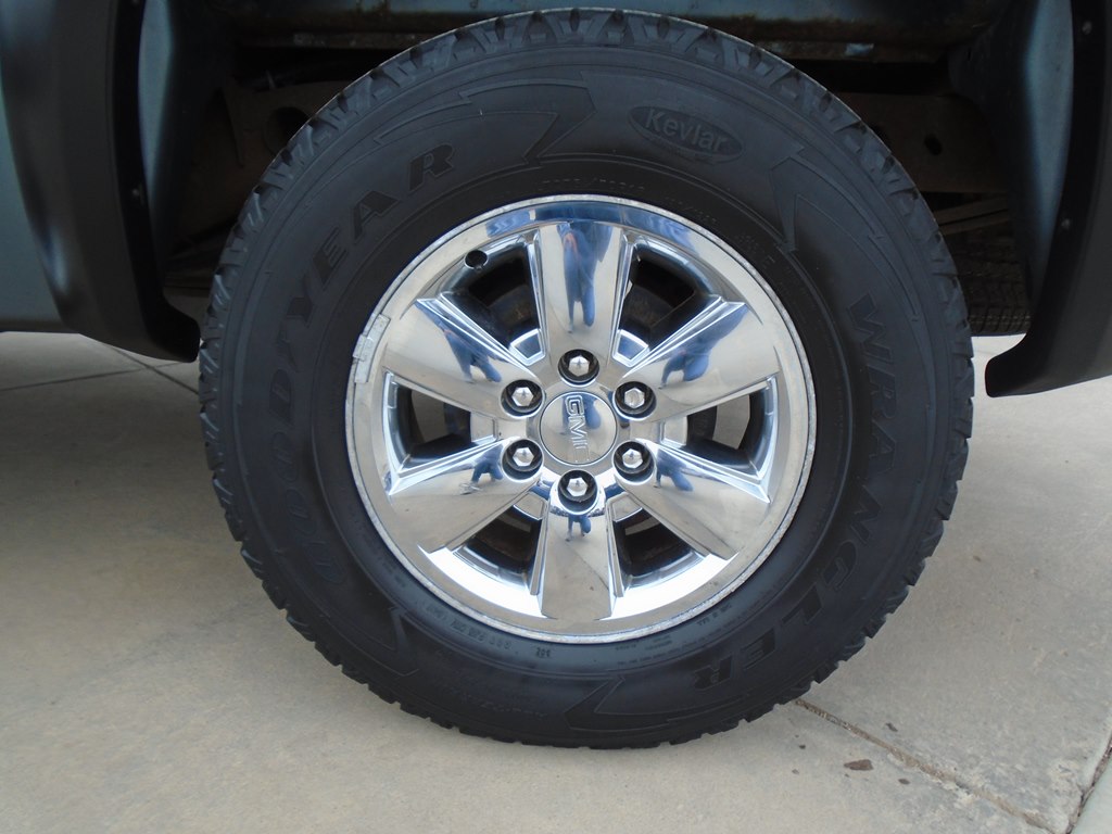 Photo 62 of this GMC SIERRA