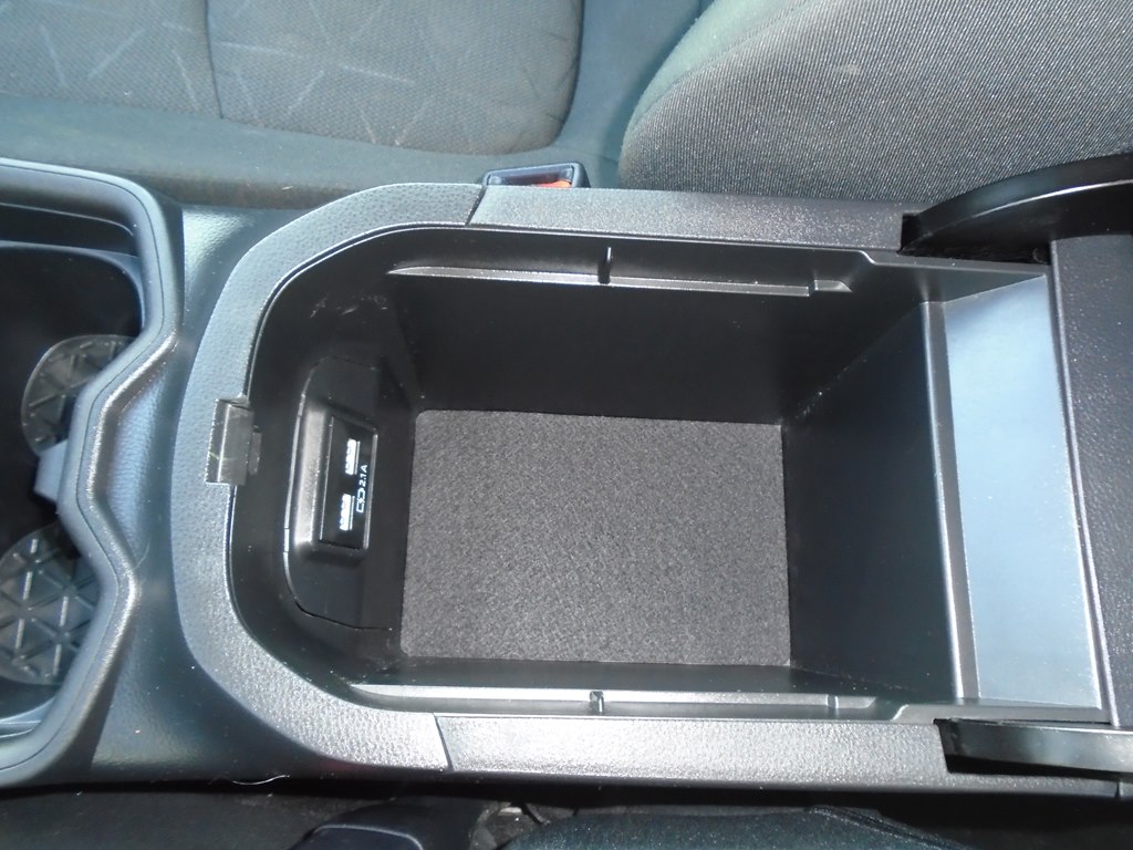 Photo 59 of this TOYOTA RAV4