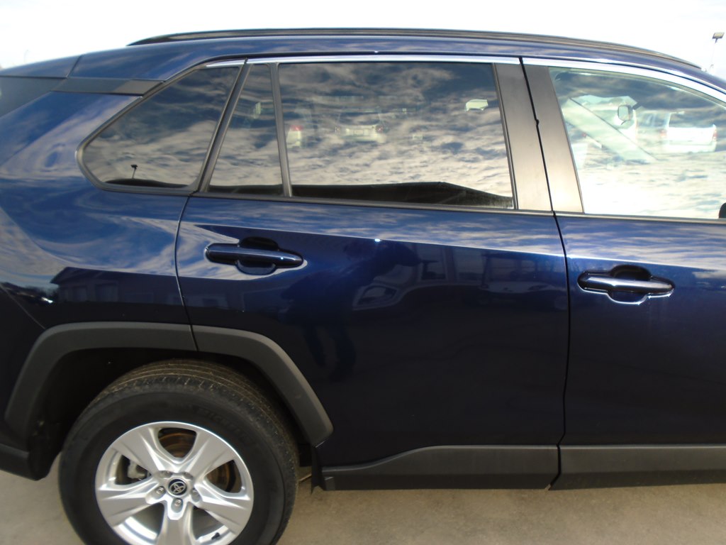 Photo 10 of this TOYOTA RAV4