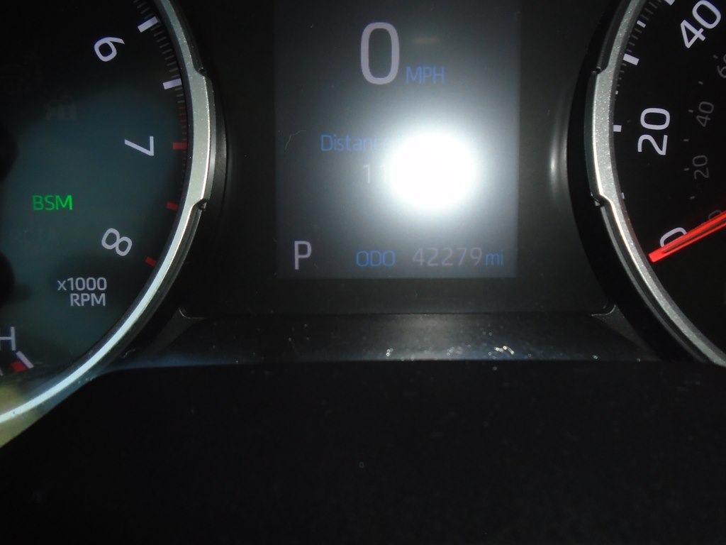 Photo 52 of this TOYOTA RAV4