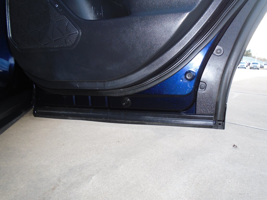 Photo 45 of this TOYOTA RAV4