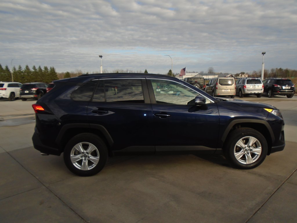 Photo 7 of this TOYOTA RAV4