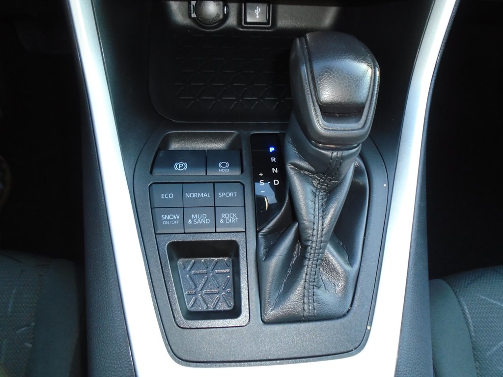 Photo 55 of this TOYOTA RAV4
