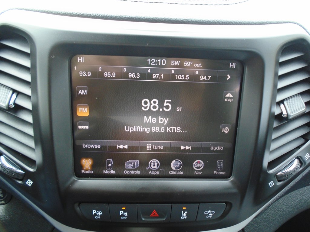 Photo 51 of this JEEP CHEROKEE