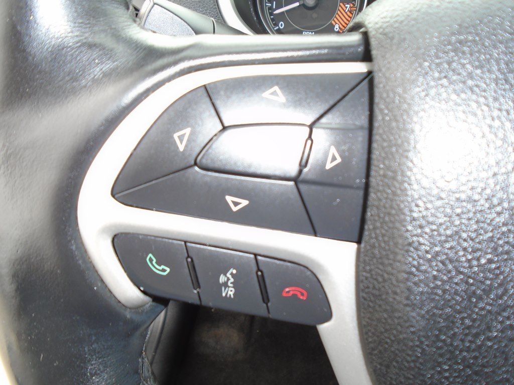 Photo 47 of this JEEP CHEROKEE