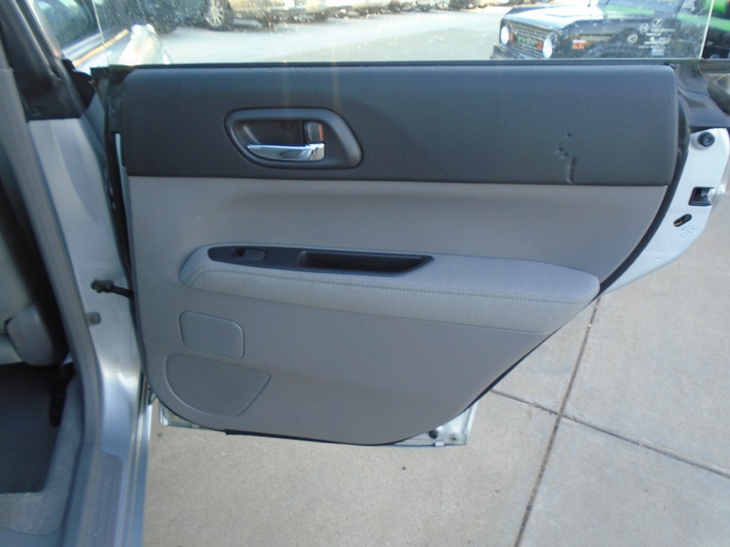 Photo 41 of this SUBARU FORESTER