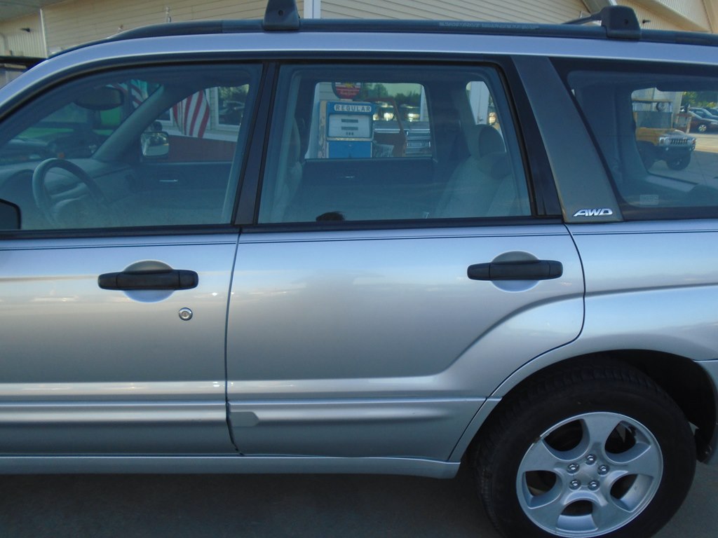 Photo 4 of this SUBARU FORESTER