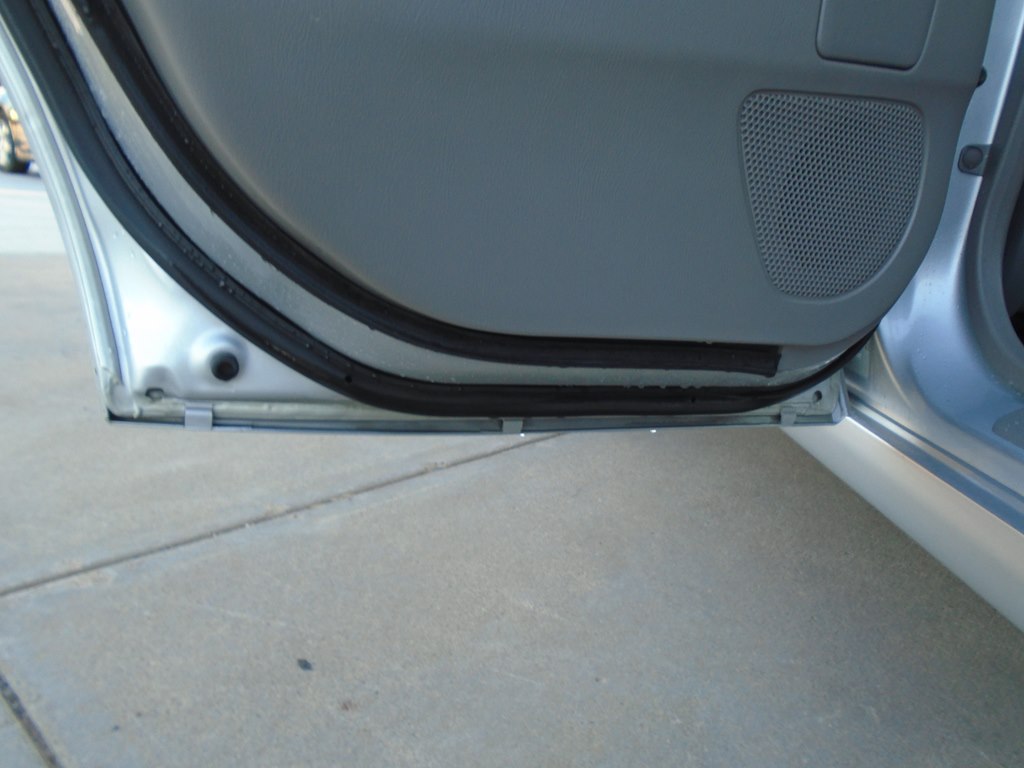 Photo 31 of this SUBARU FORESTER