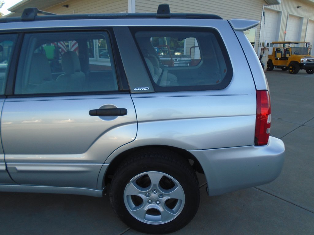 Photo 5 of this SUBARU FORESTER