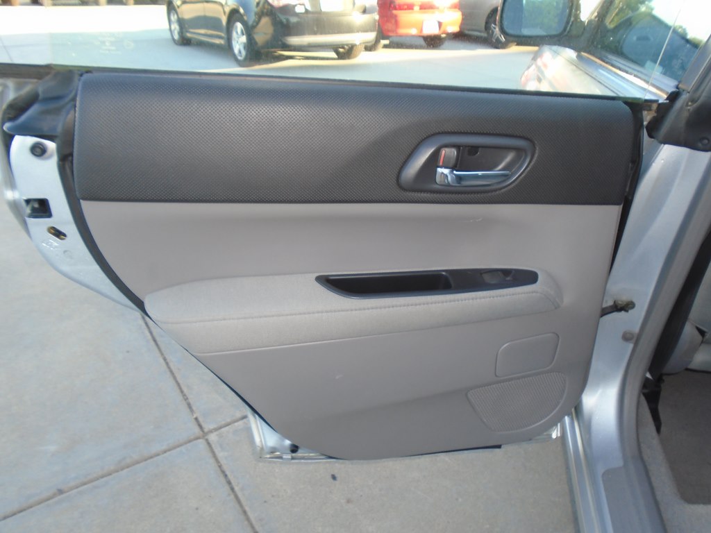 Photo 25 of this SUBARU FORESTER