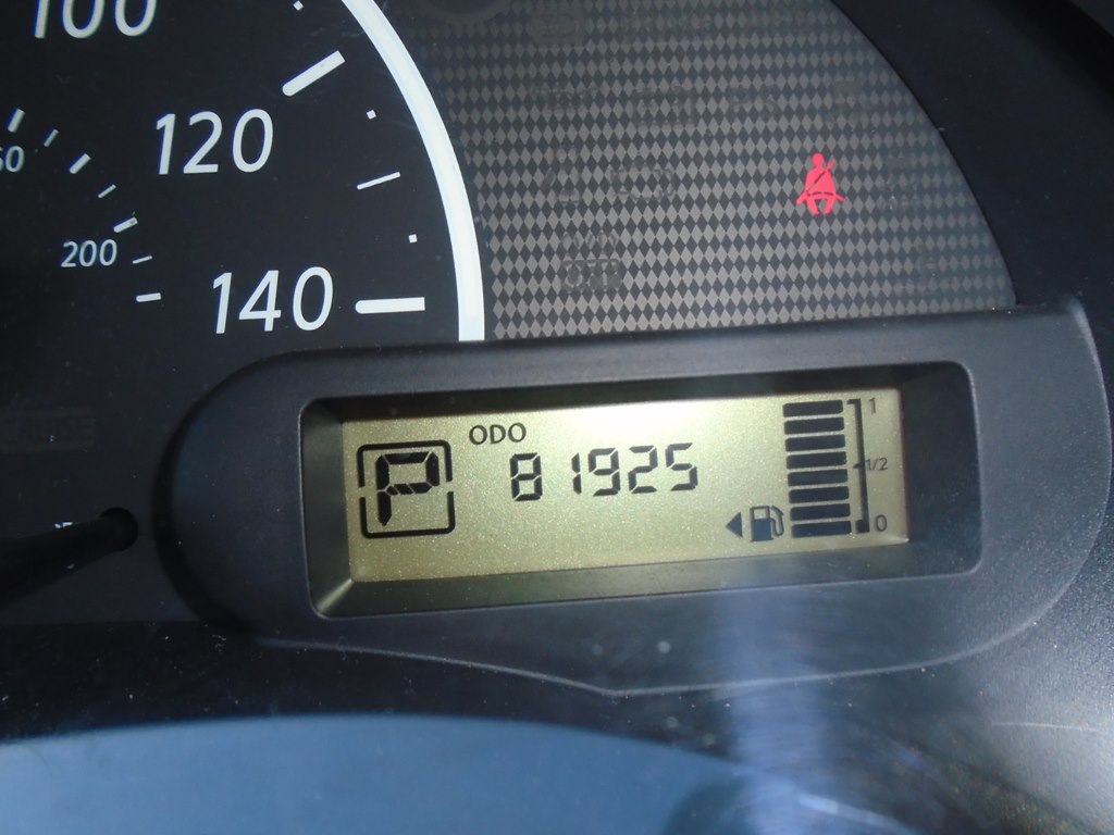 Photo 46 of this NISSAN VERSA