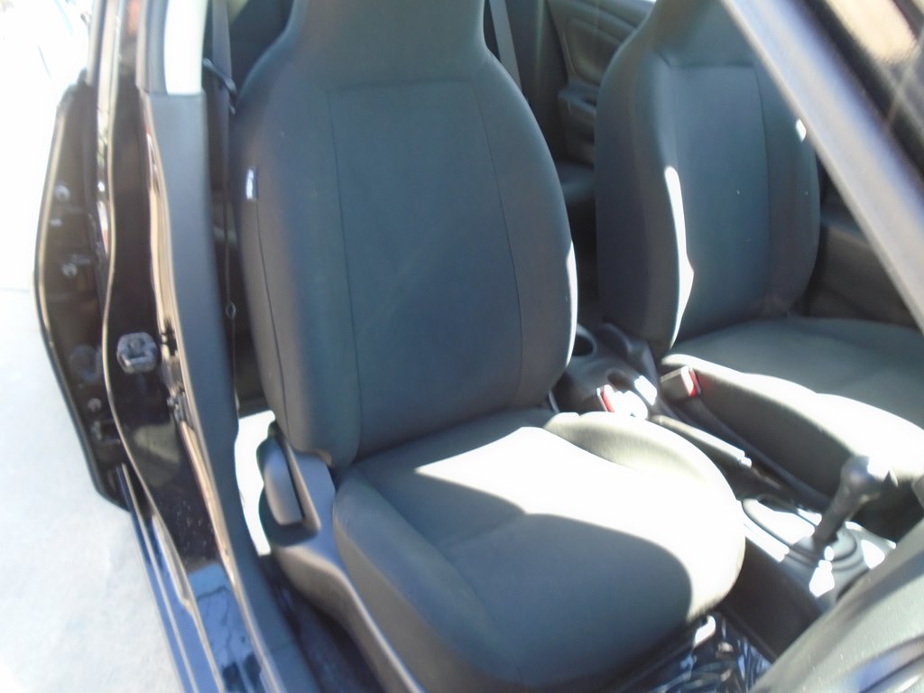 Photo 31 of this NISSAN VERSA