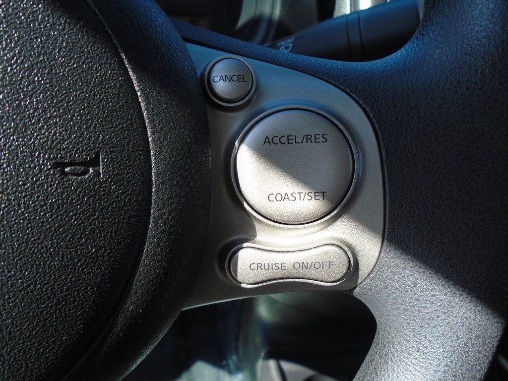 Photo 44 of this NISSAN VERSA