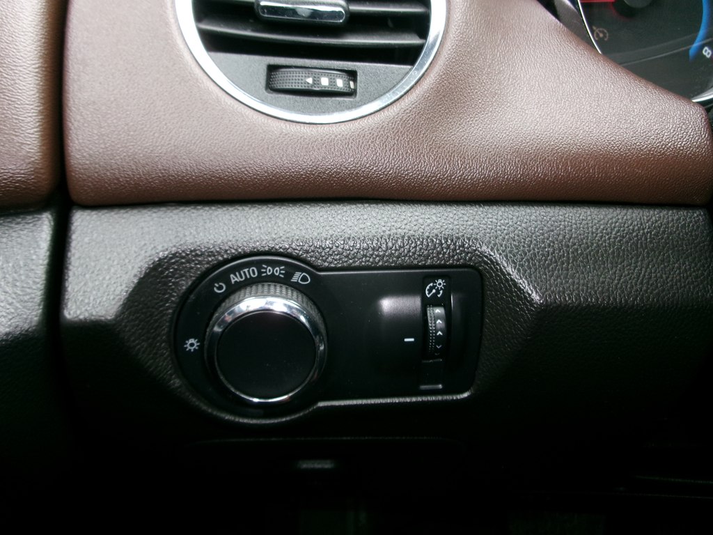 Photo 46 of this CHEVROLET CRUZE
