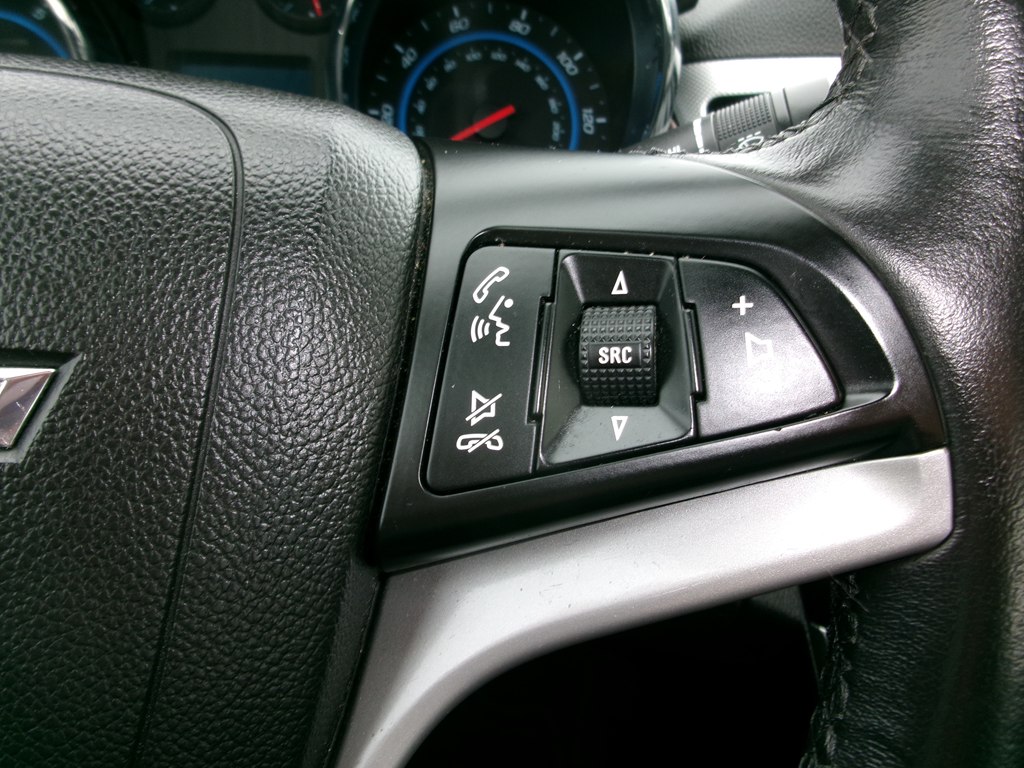 Photo 43 of this CHEVROLET CRUZE