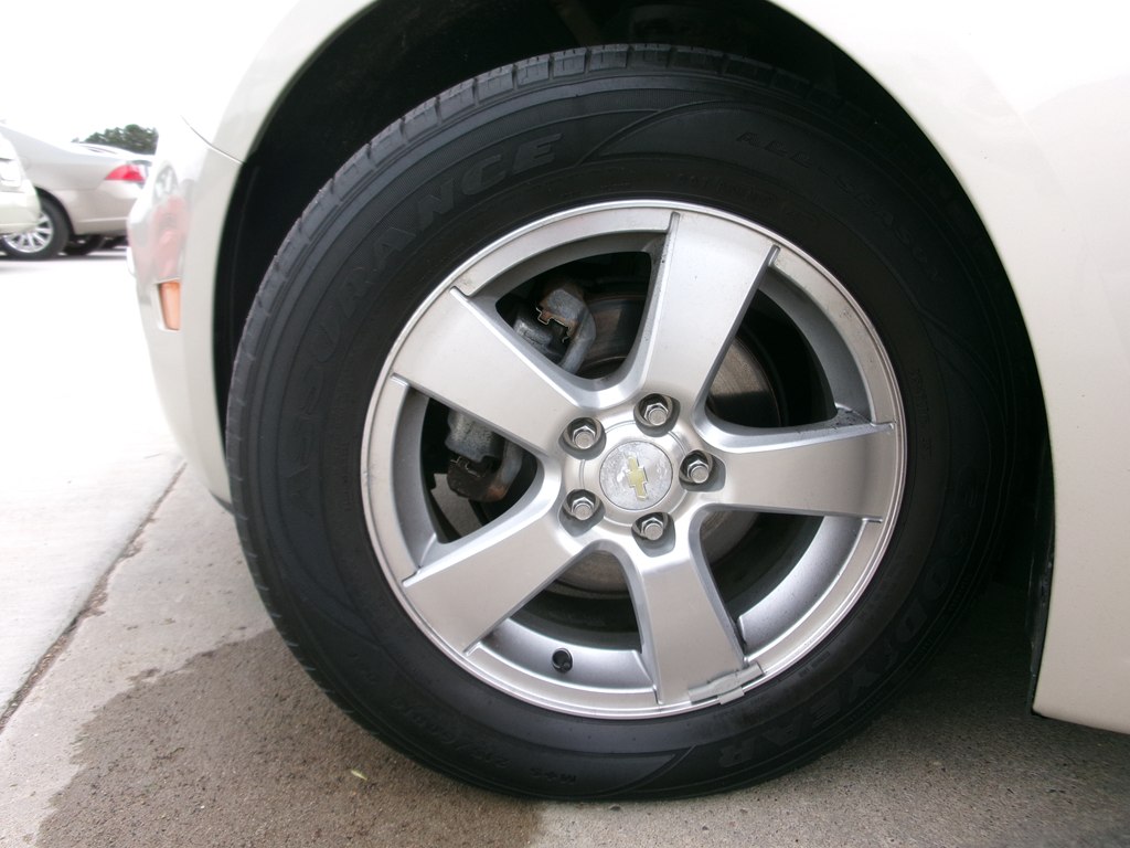 Photo 56 of this CHEVROLET CRUZE